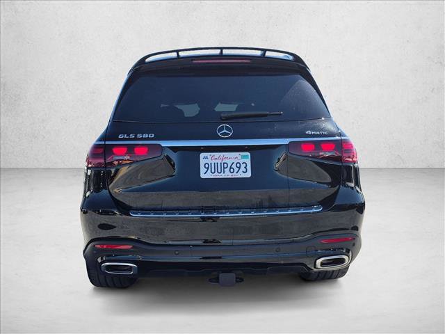Used 2025 Mercedes-Benz GLS 580 4MATIC image 6