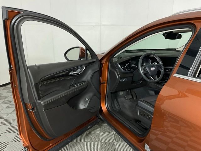 Used 2022 Buick Envision Preferred FWD image 28