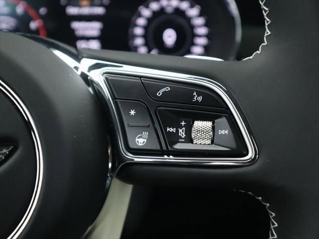 Used 2025 Bentley Bentayga Extended Wheelbase AWD/4WD image 12