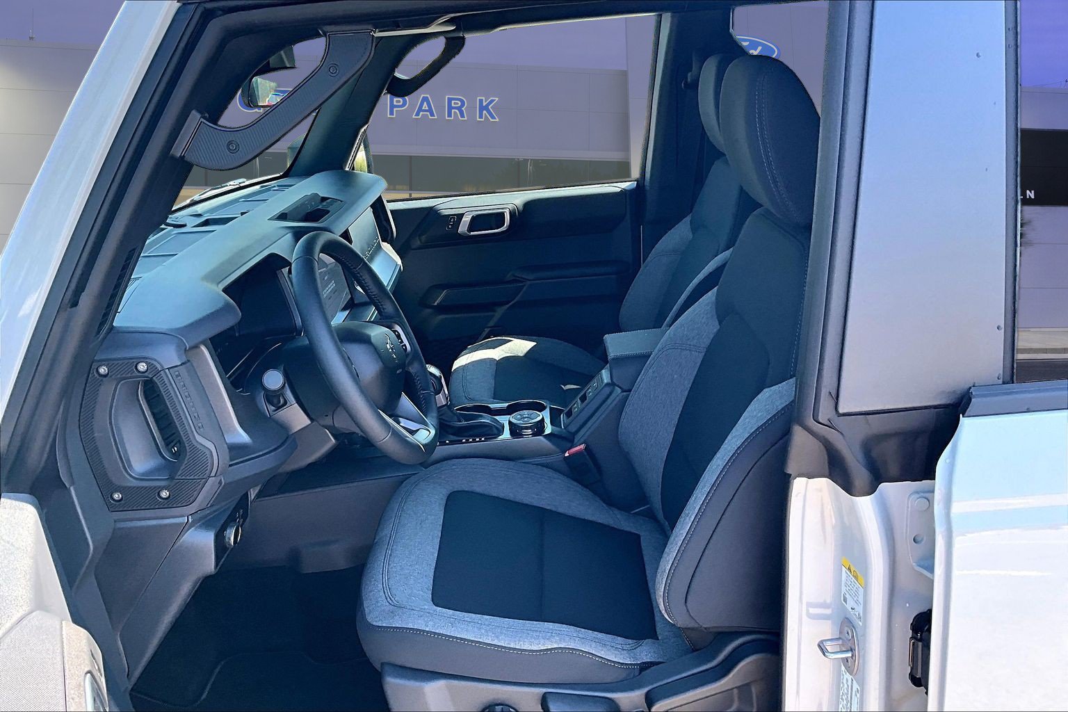 New 2026 Ford Bronco Big Bend AWD/4WD image 9