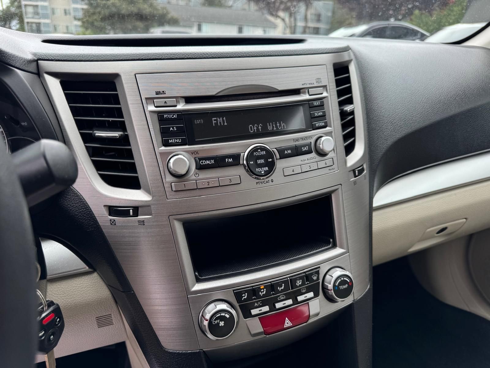 Used 2010 Subaru Legacy 2.5i AWD/4WD image 10