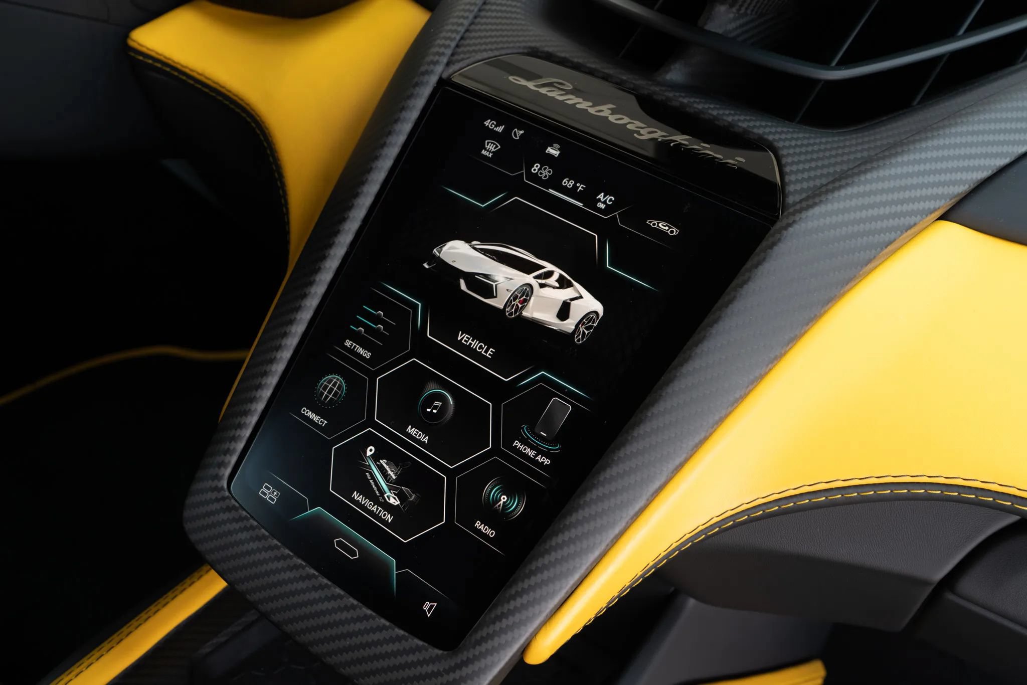 Used 2024 Lamborghini Revuelto AWD/4WD image 21