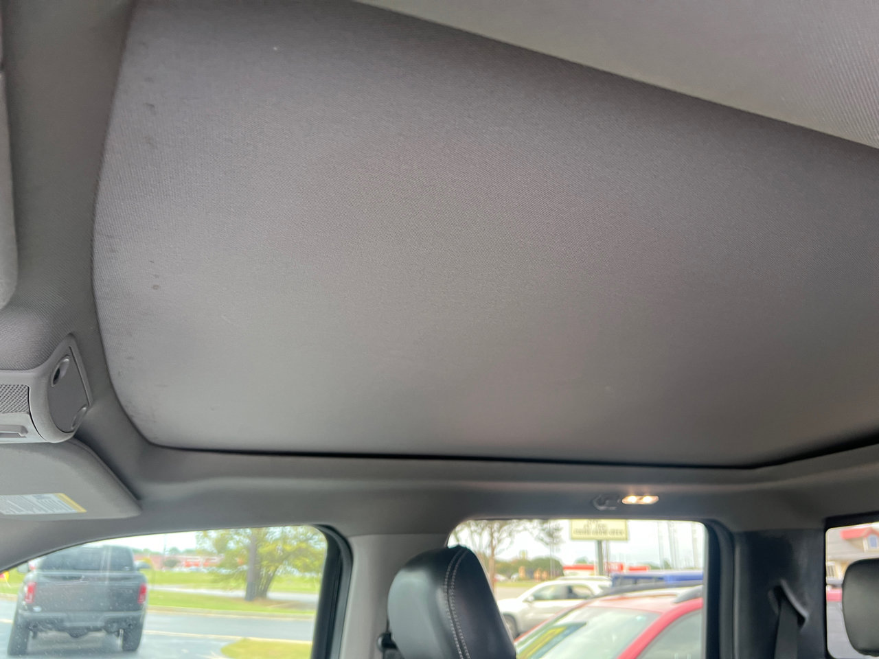 Used 2018 Ford F150 Lariat image 10