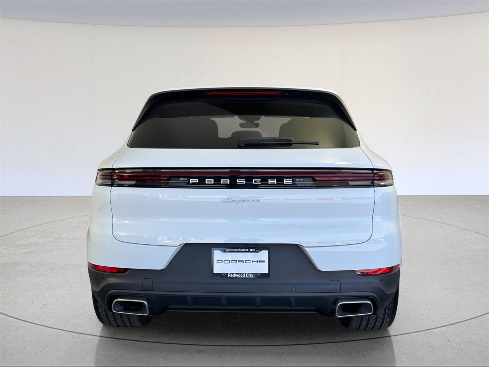 New 2025 Porsche Cayenne image 7