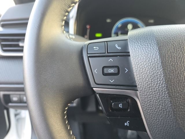 Certified 2025 Toyota Camry SE image 17