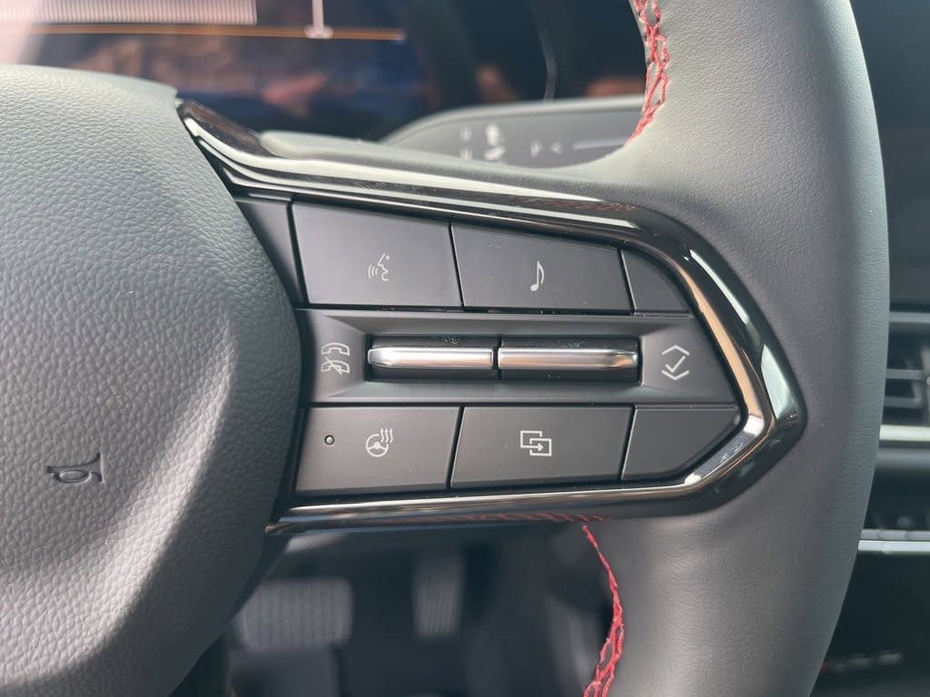 New 2026 Chevrolet Equinox EV RS image 16