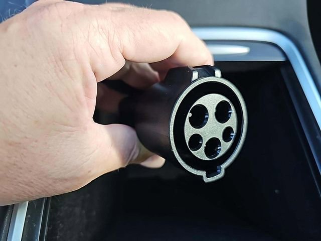 Used 2021 Tesla Model 3 Performance image 10