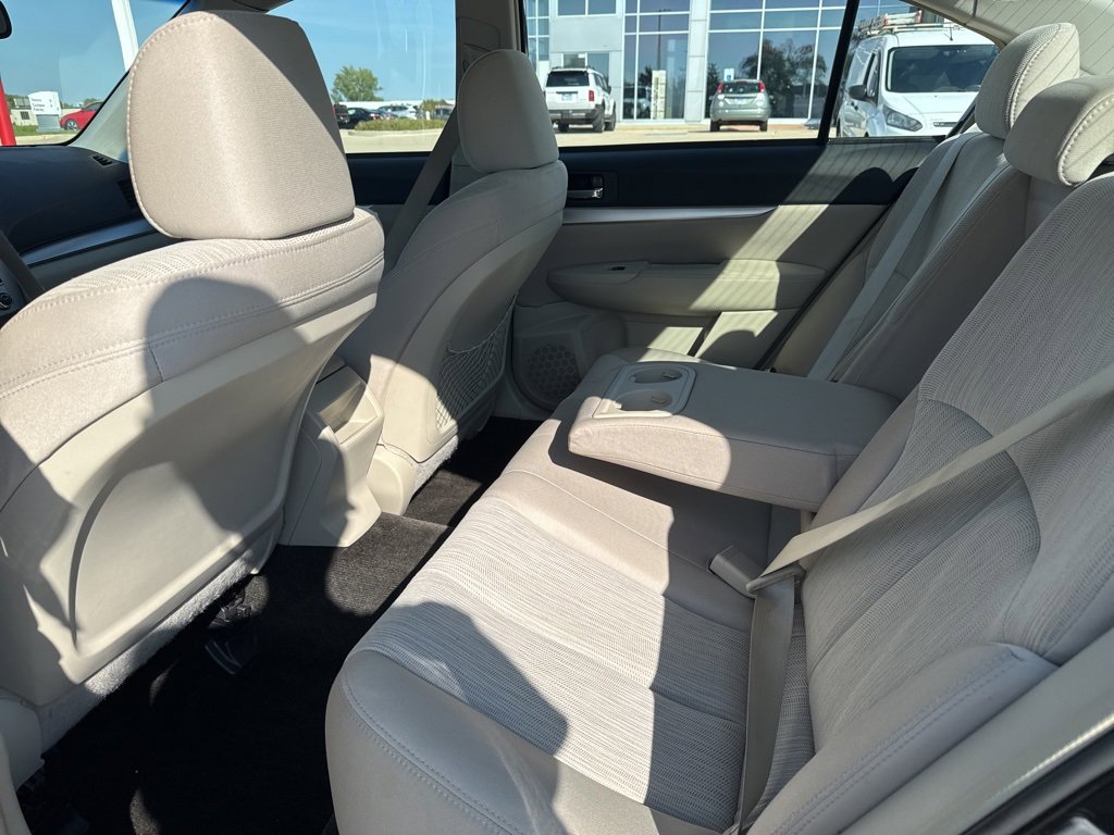 Used 2013 Subaru Legacy 2.5i Premium w/ All-Weather Pkg image 8