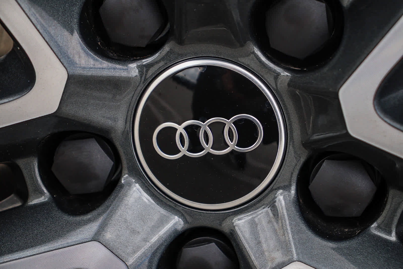 New 2025 Audi Q5 Premium Plus image 15