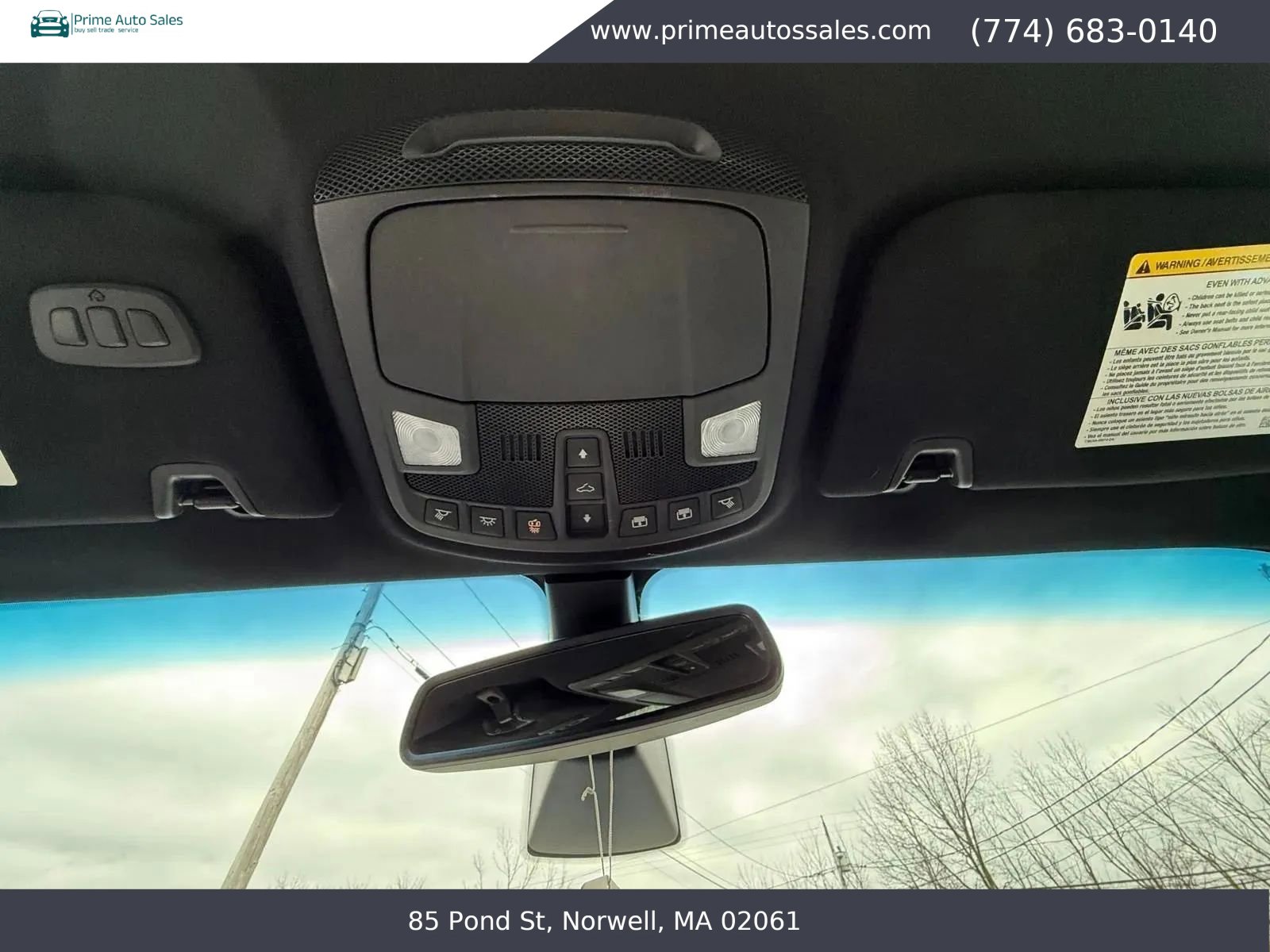 Used 2017 Lincoln Continental Select w/ Climate Package image 32