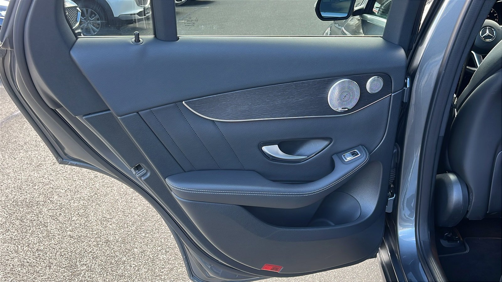 Used 2021 Mercedes-Benz GLC 300 4MATIC image 15