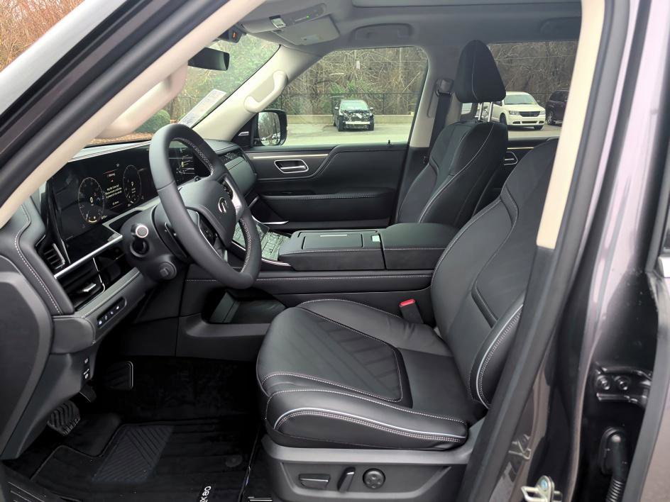 New 2026 INFINITI QX80 Luxe w/ Cargo Package image 11