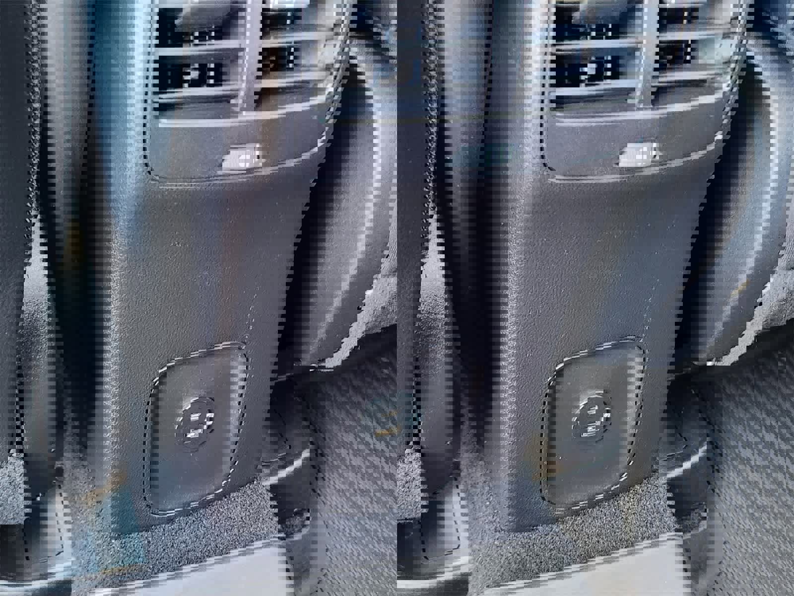 Used 2021 Ford Escape SEL image 26