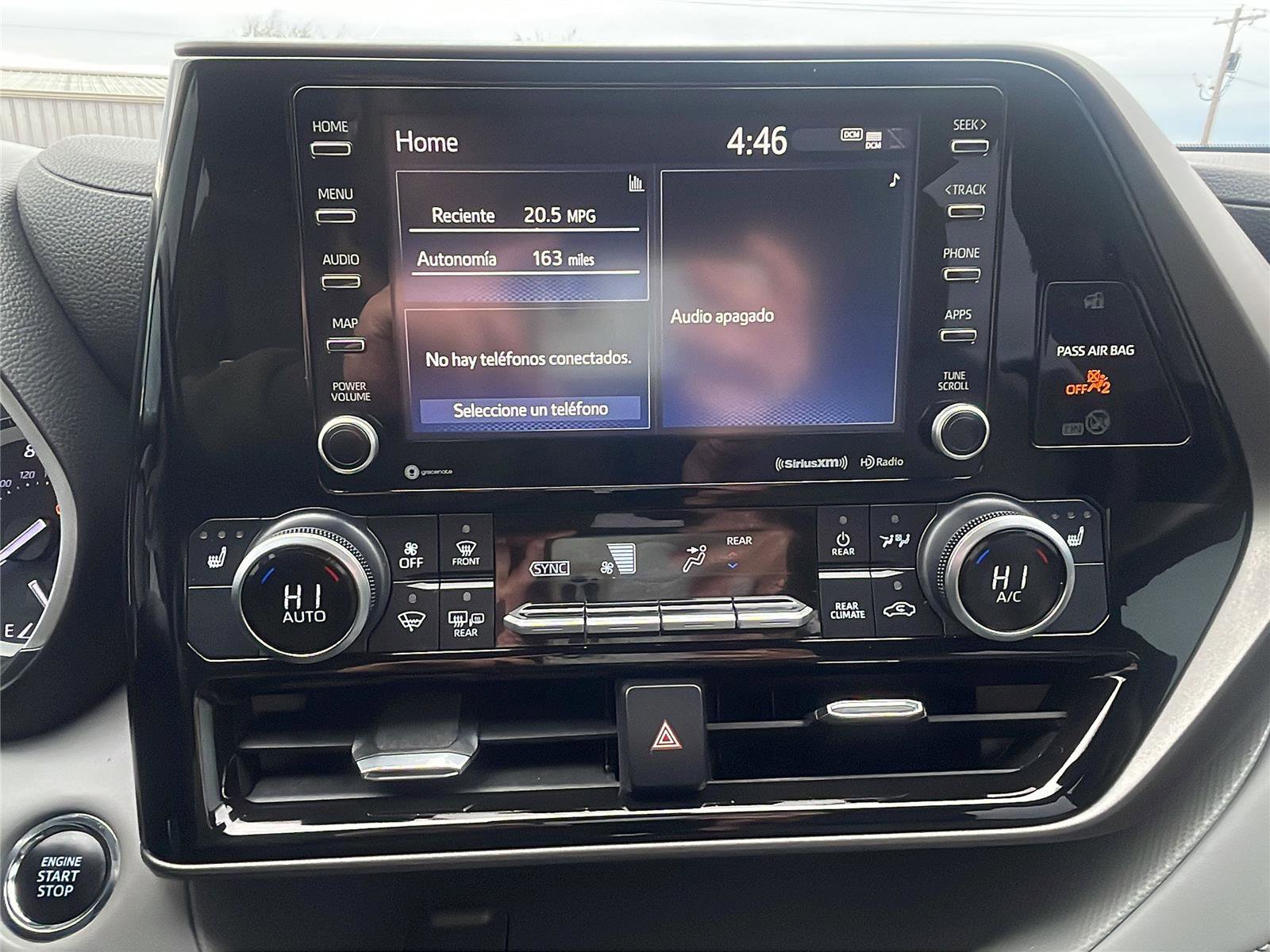 Used 2022 Toyota Highlander XLE image 27