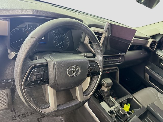 Used 2022 Toyota Tundra SR5 w/ Advanced Technology Package AWD/4WD image 9