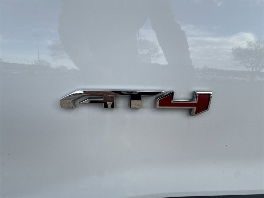 Certified 2023 GMC Acadia AT4 w/ Technology Package image 31