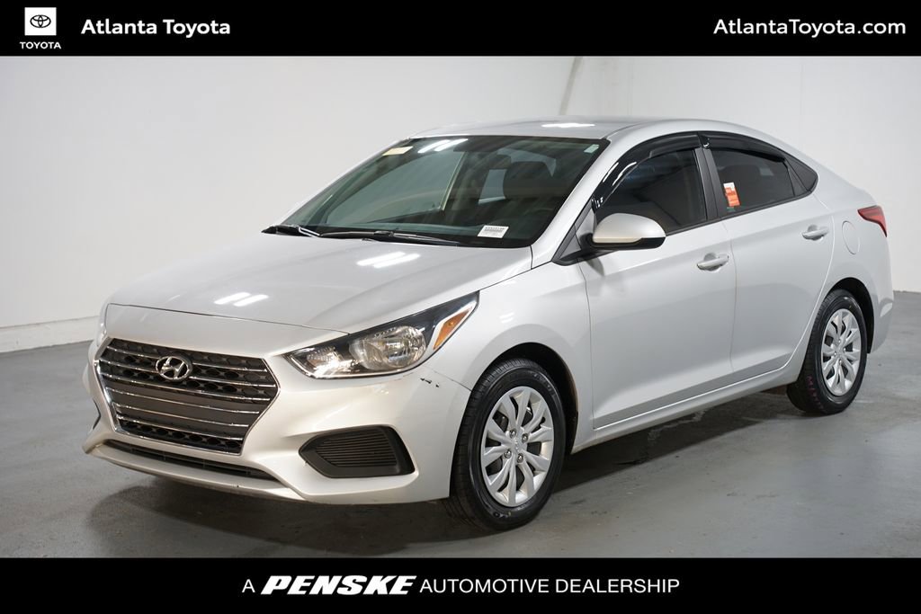 Used 2022 Hyundai Accent SE image 1