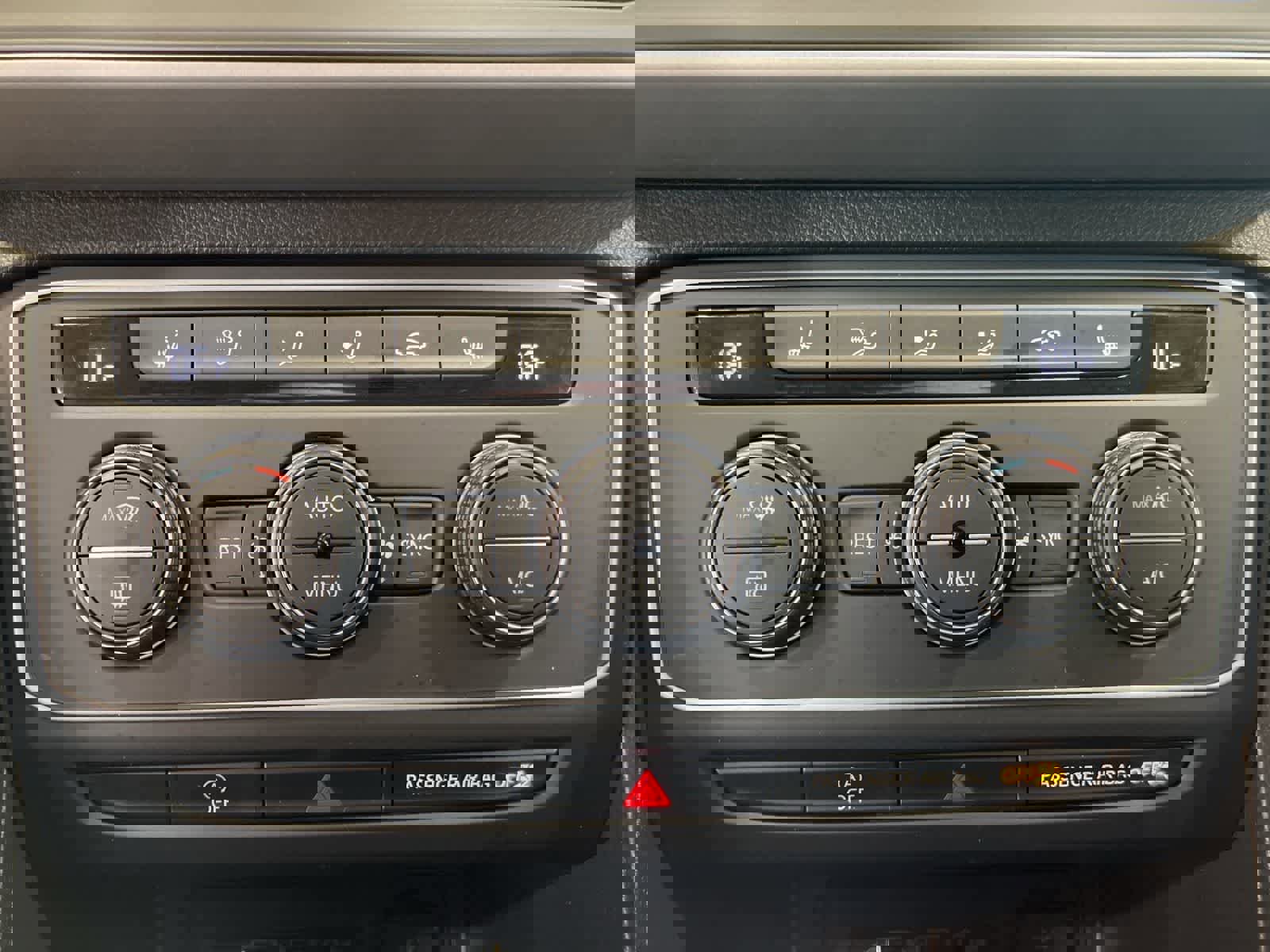 Used 2021 Volkswagen Atlas SE image 18