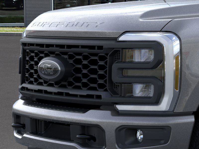New 2025 Ford F350 XLT w/ Black Appearance Package image 38