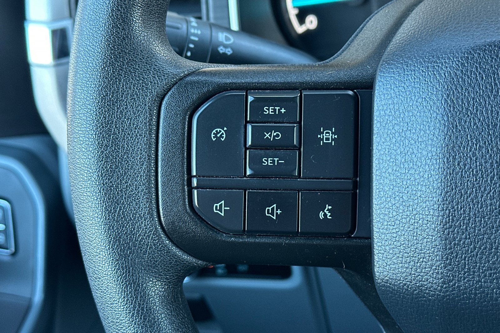 Used 2023 Ford F150 XLT image 25