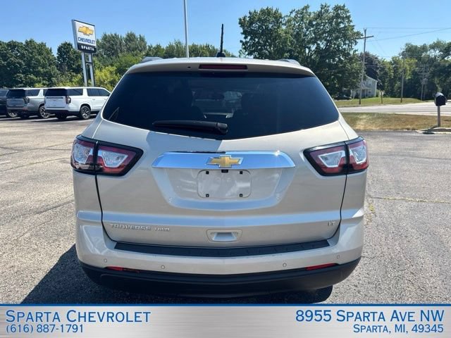 Used 2017 Chevrolet Traverse LT AWD/4WD image 4