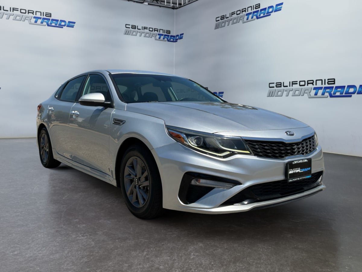 Used 2020 Kia Optima LX FWD image 3