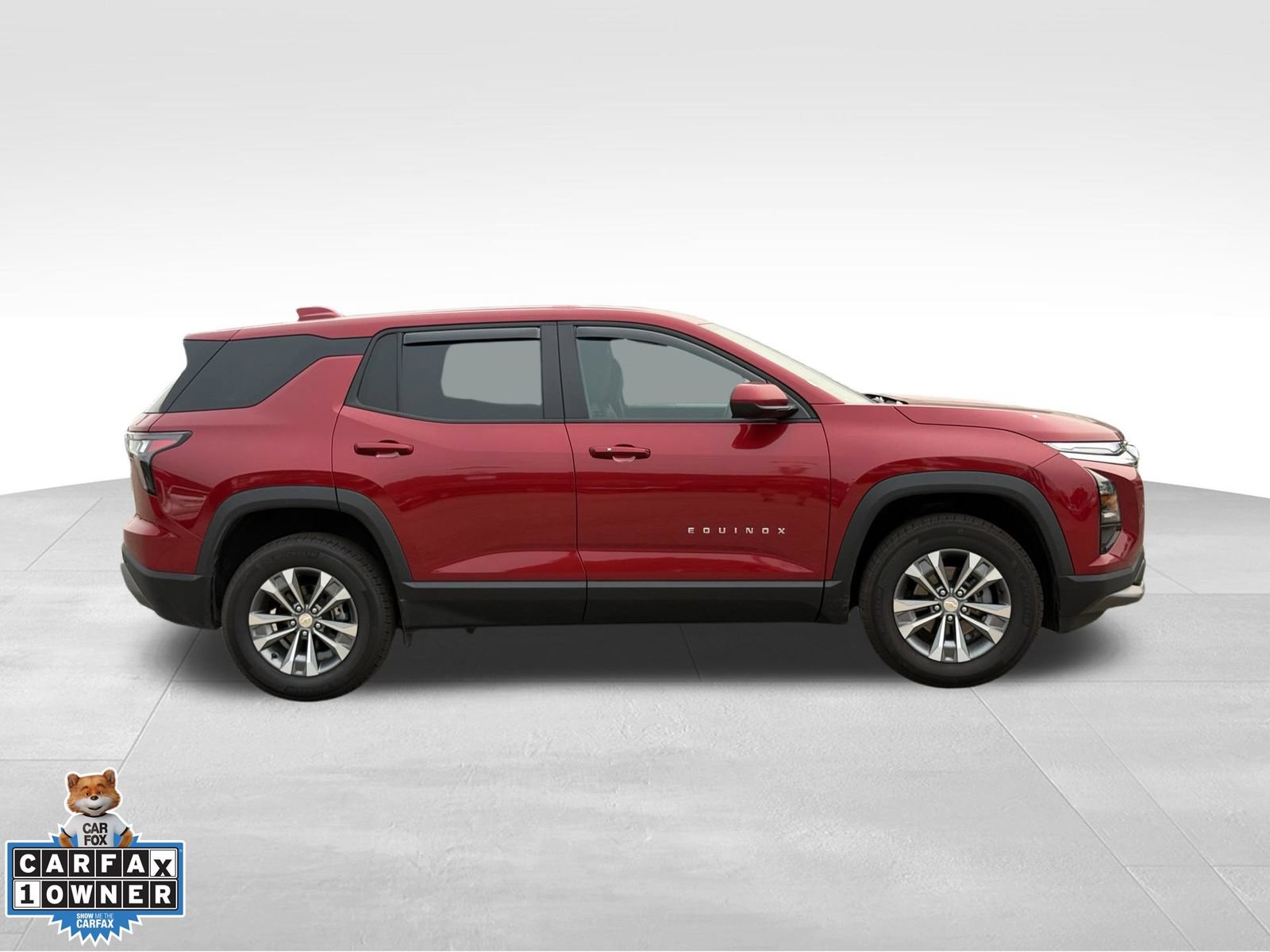 Used 2026 Chevrolet Equinox LT AWD/4WD image 3