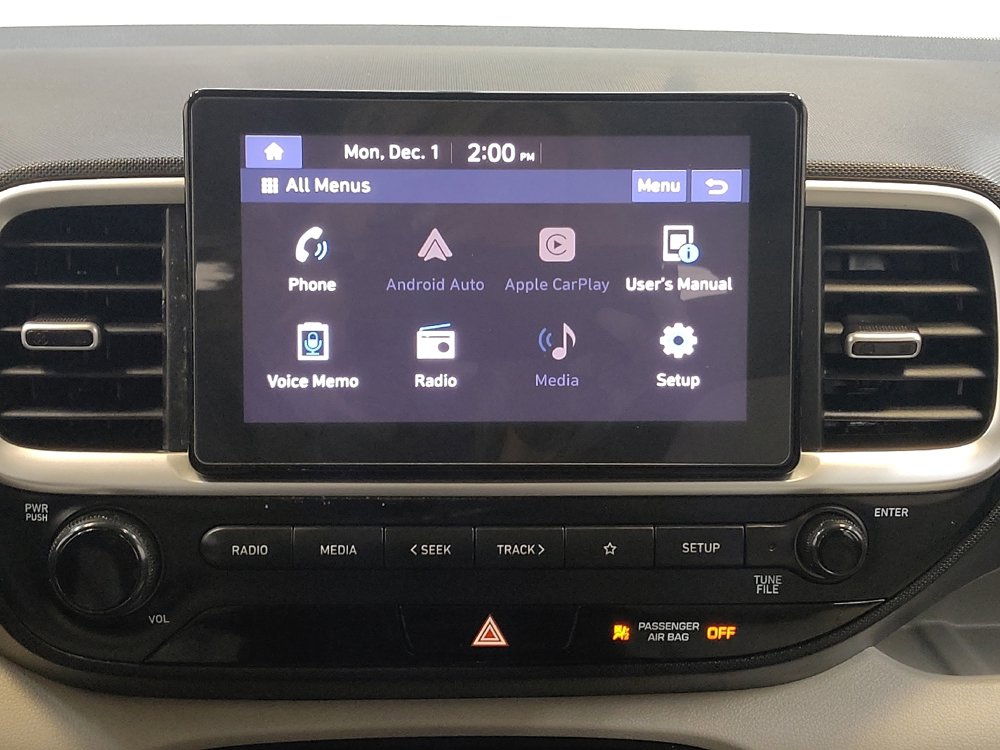 Used 2022 Hyundai Venue SEL image 25