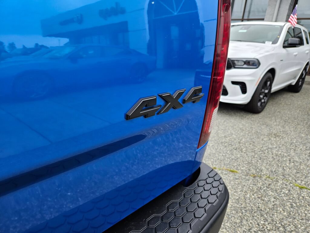 Used 2024 RAM 1500 Warlock AWD/4WD image 12