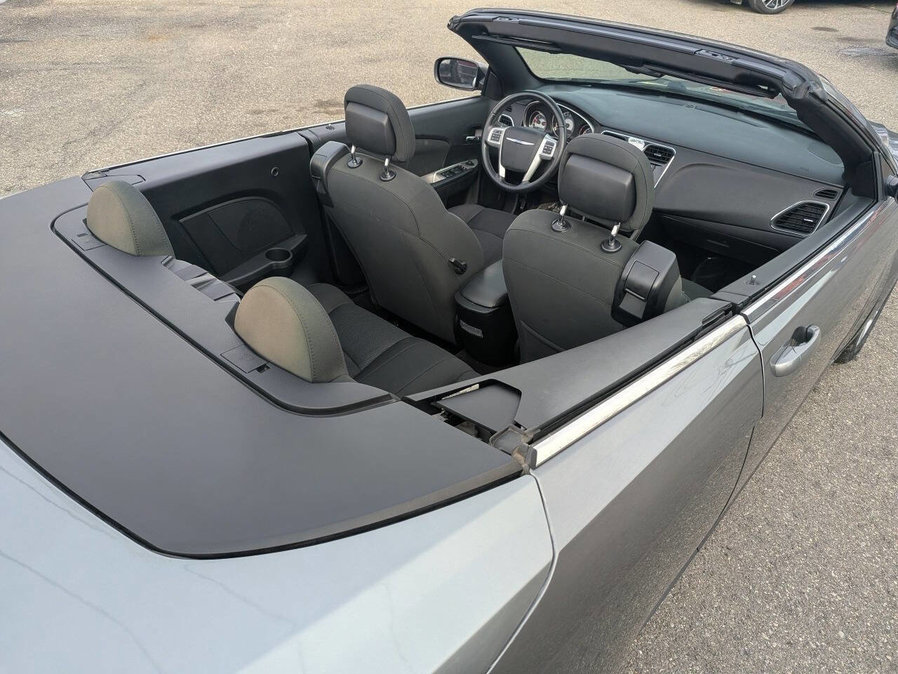 Used 2011 Chrysler 200 Touring w/ Cold Weather Group image 17