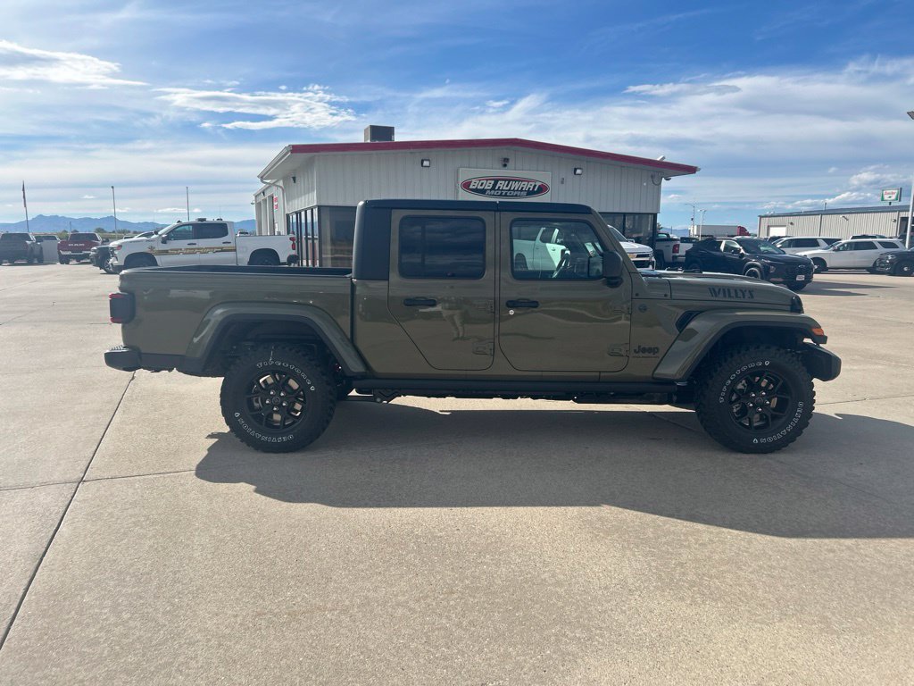 New 2027 Jeep Gladiator Sport AWD/4WD image 7