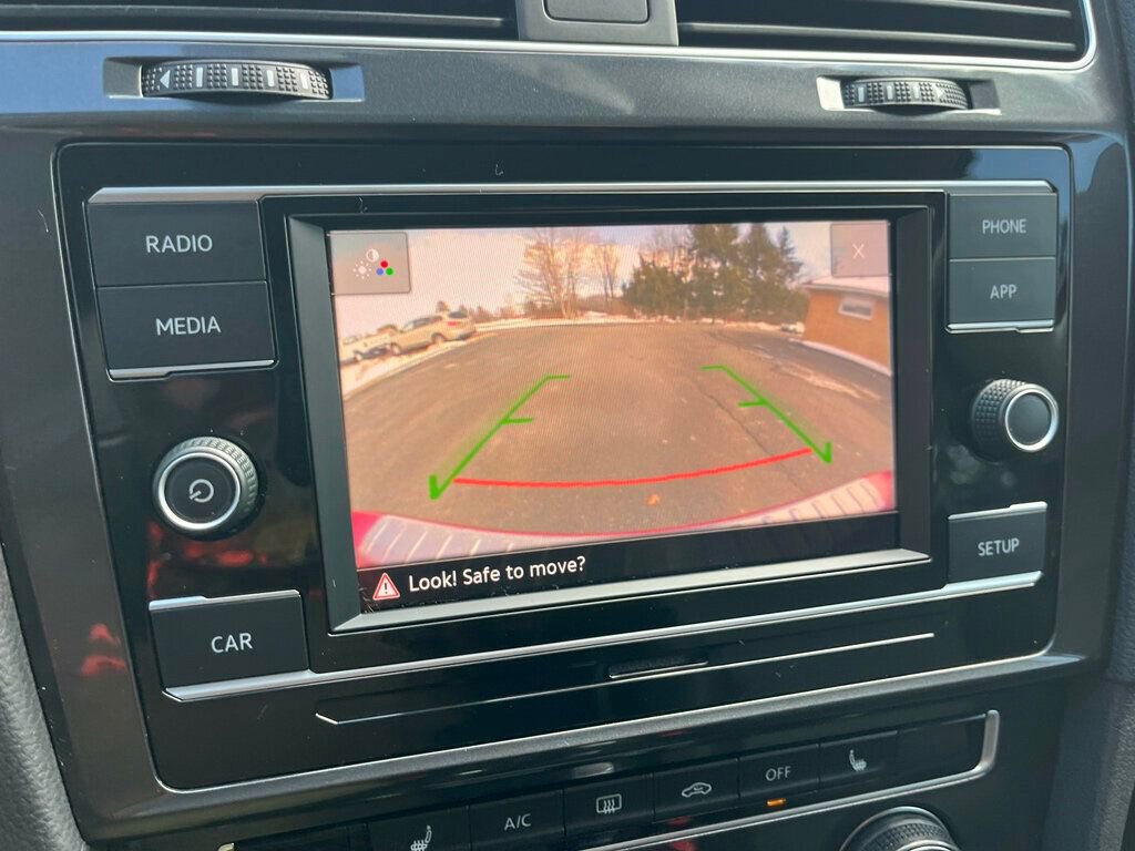 Used 2019 Volkswagen Golf Alltrack SE image 49