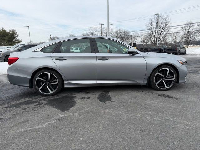 Used 2018 Honda Accord Sport image 8