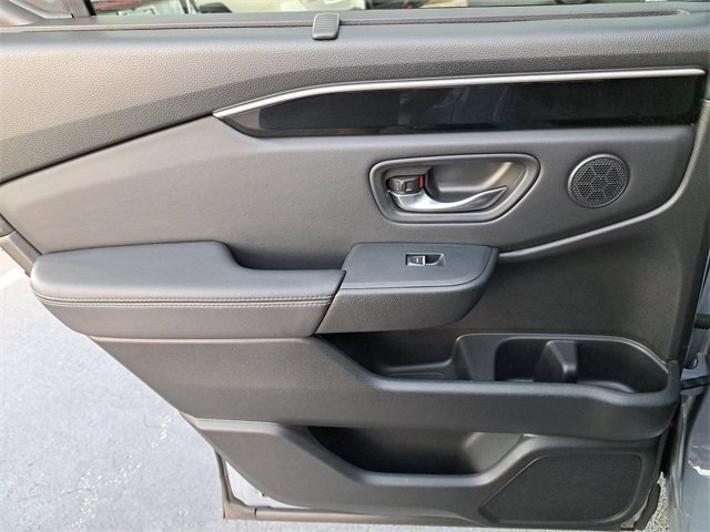 Certified 2024 Honda Pilot Touring image 14