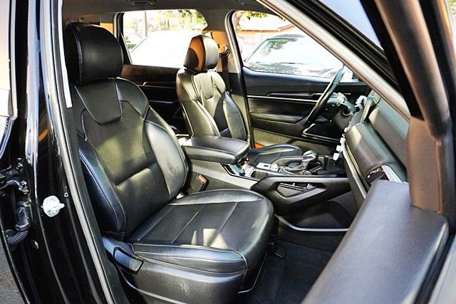 Used 2024 Kia Telluride LX image 12