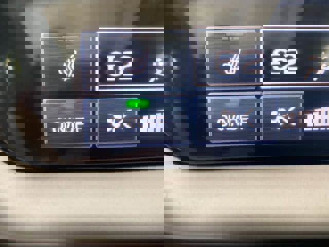 Used 2025 Subaru Legacy Limited image 18