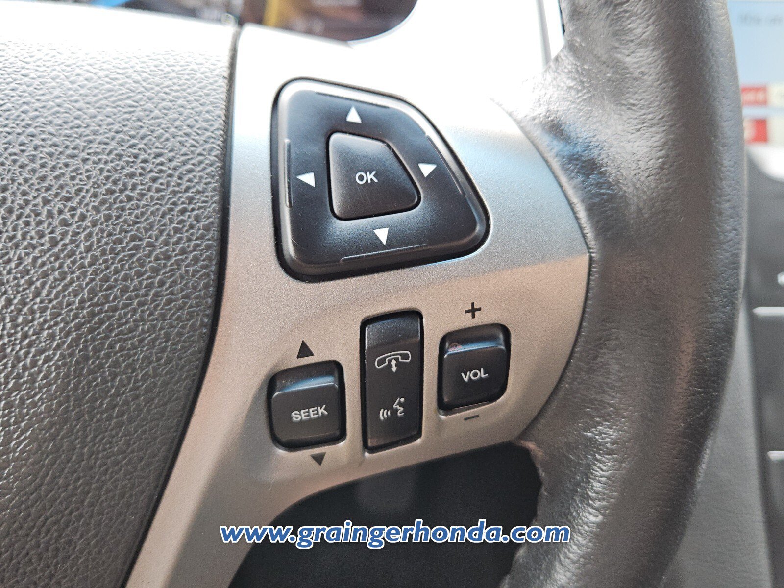 Used 2016 Ford Taurus SEL w/ Equipment Group 201A FWD image 20
