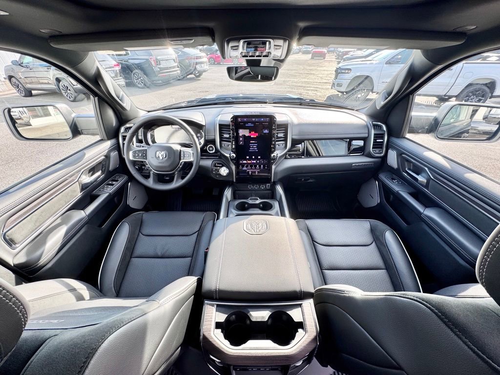 New 2026 RAM 1500 Laramie AWD/4WD image 24