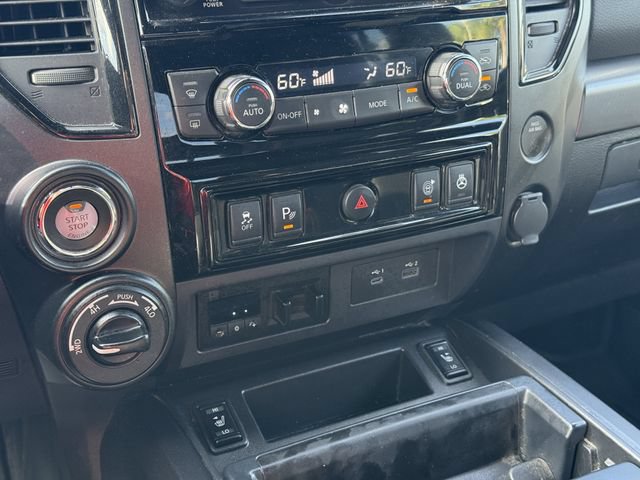 Used 2021 Nissan Titan PRO-4X w/ Pro-4x Convenience Package AWD/4WD image 27