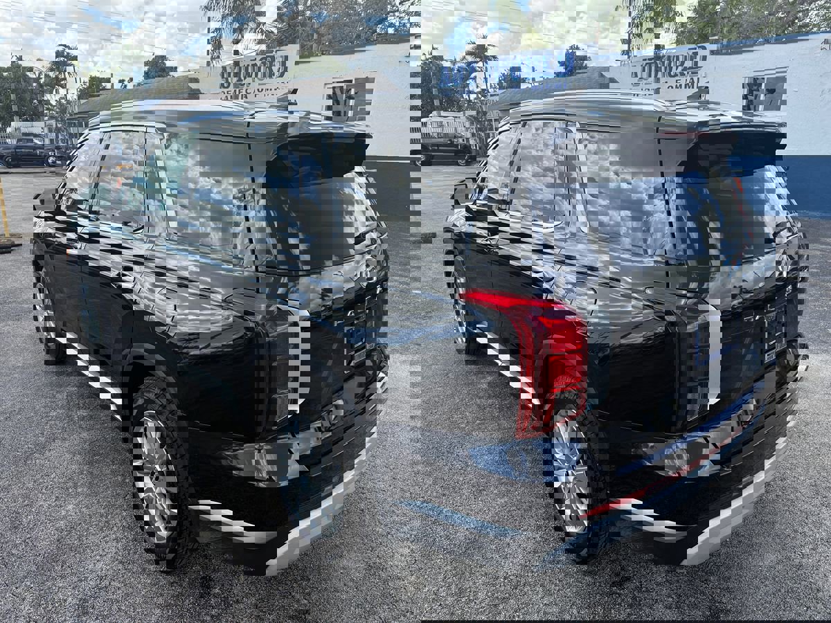 Used 2025 Hyundai Palisade SEL image 6