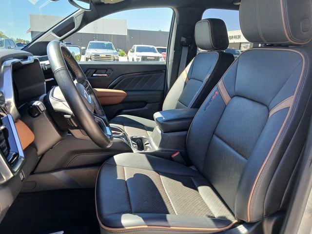 Certified 2024 GMC Canyon AT4 w/ AT4 Premium Package AWD/4WD image 10