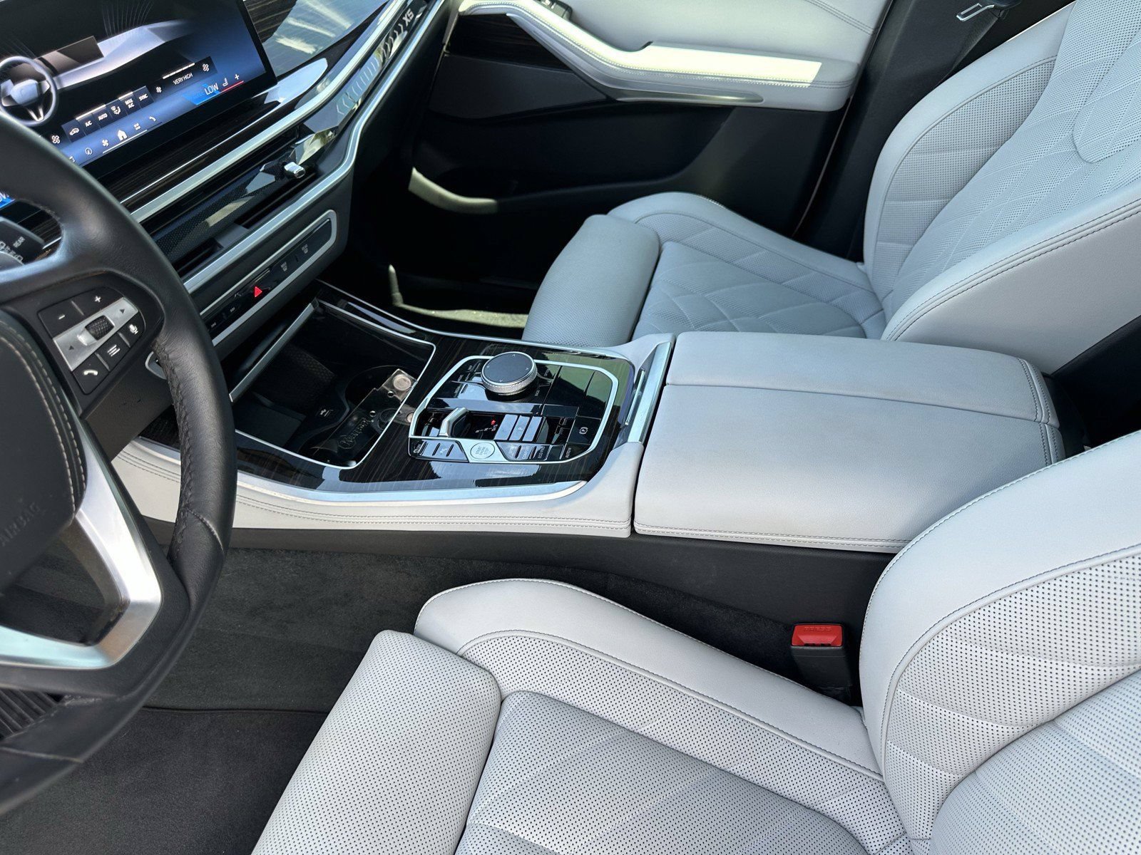 Certified 2024 BMW X5 sDrive40i w/ Premium Package RWD image 20