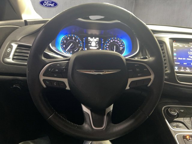 Used 2015 Chrysler 200 Limited w/ Convenience Group FWD image 22