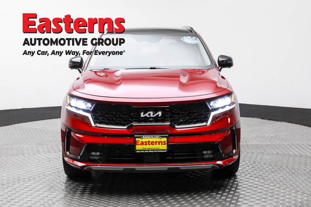 Used 2022 Kia Sorento SX image 2