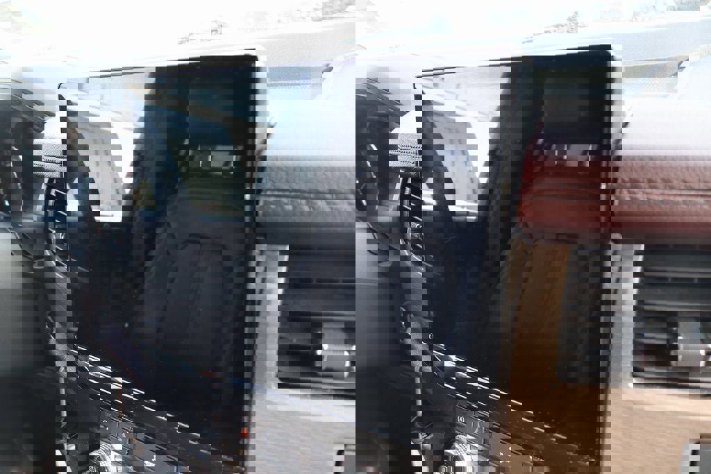 Used 2024 Ford Expedition Limited image 10