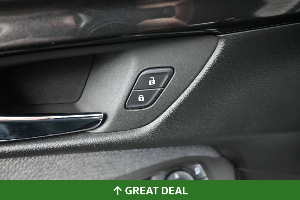 Used 2025 Chevrolet TrailBlazer LT AWD/4WD image 30