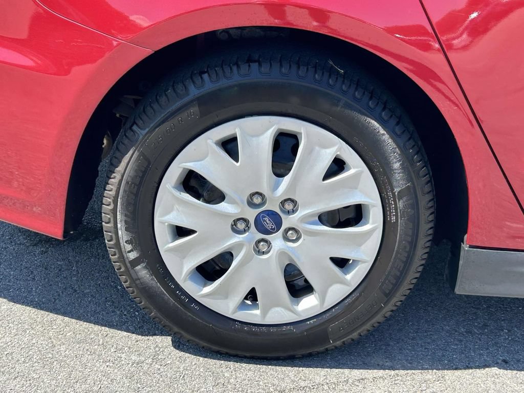 Used 2020 Ford Fusion S FWD image 9
