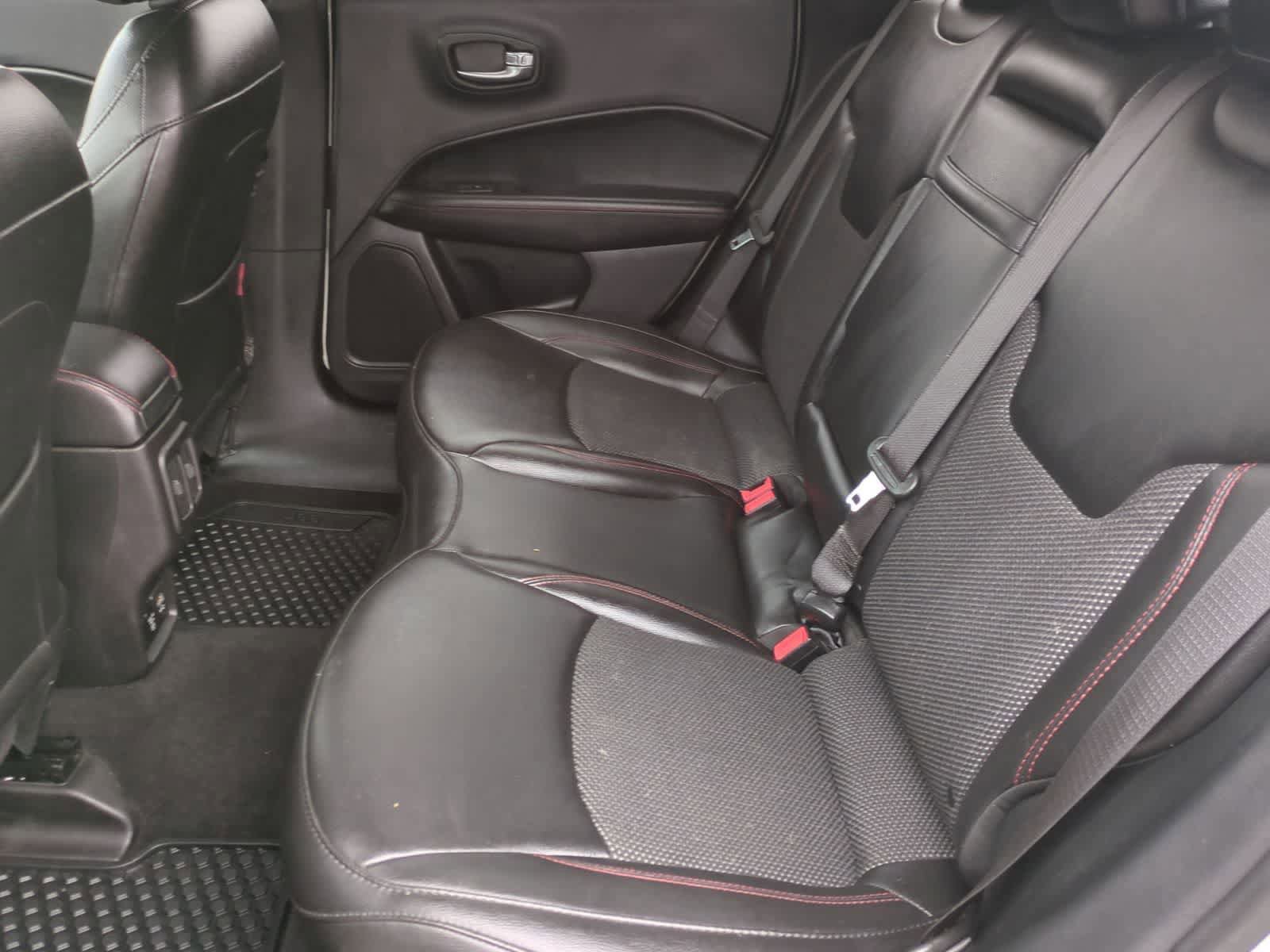 Used 2019 Jeep Compass Trailhawk AWD/4WD image 19