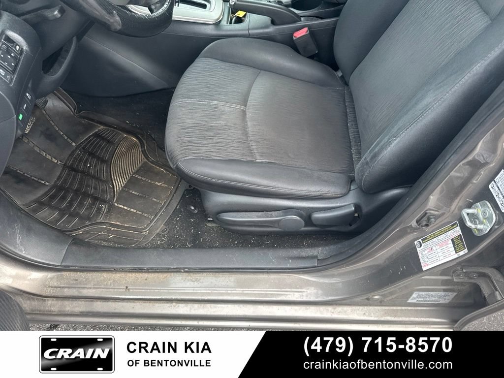 Used 2015 Nissan Sentra SV FWD image 21