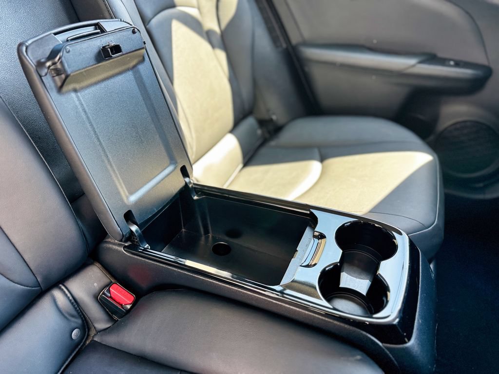 Used 2017 Toyota Prius Prime Premium w/ Preferred Accessory Package FWD image 68